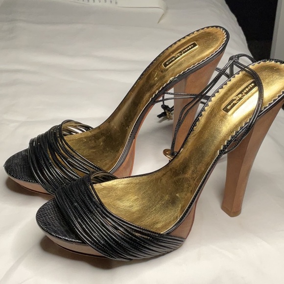 Report Signature Strappy Heels - Picture 8 of 11